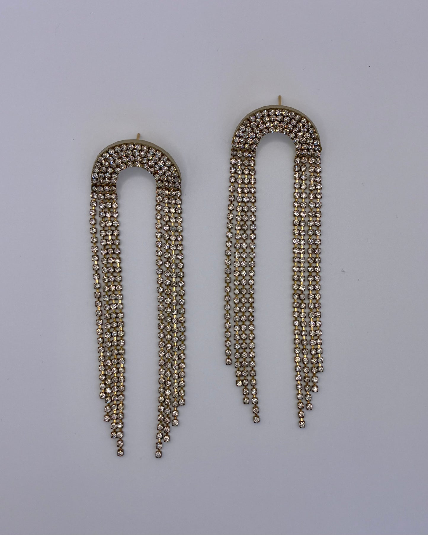 Sparkling clear earrings