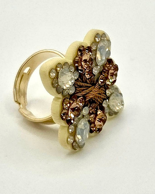 Brown Clear Gemstones Ring